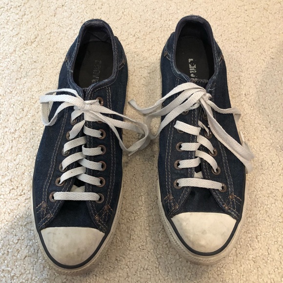 Dark Wash Denim Converse - Picture 2 of 4